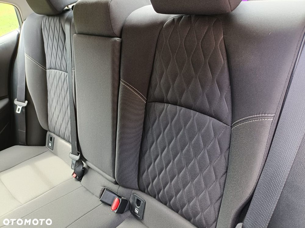 Toyota Corolla 1.5 Comfort - 21