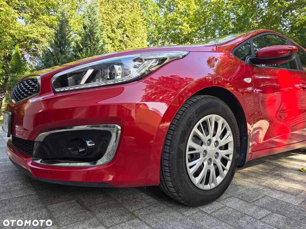 Kia Ceed 1.6 GDI L - 18