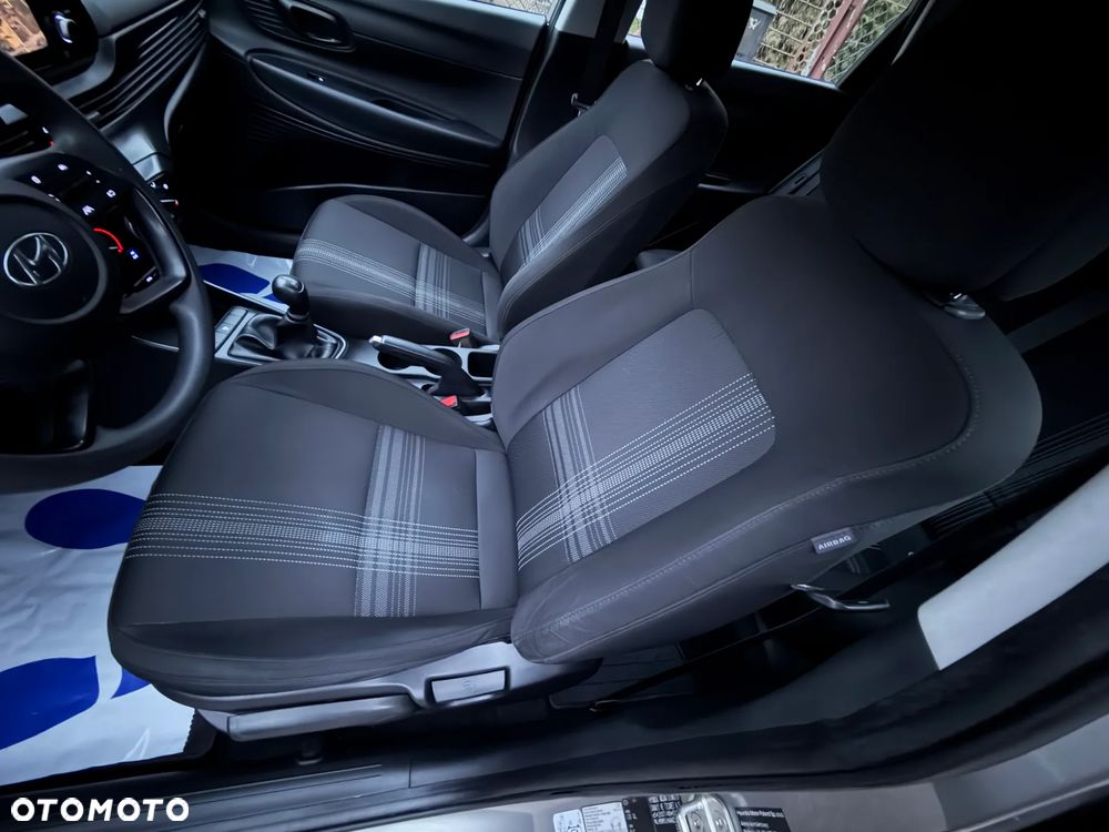 Hyundai i20 1.2 Comfort - 11