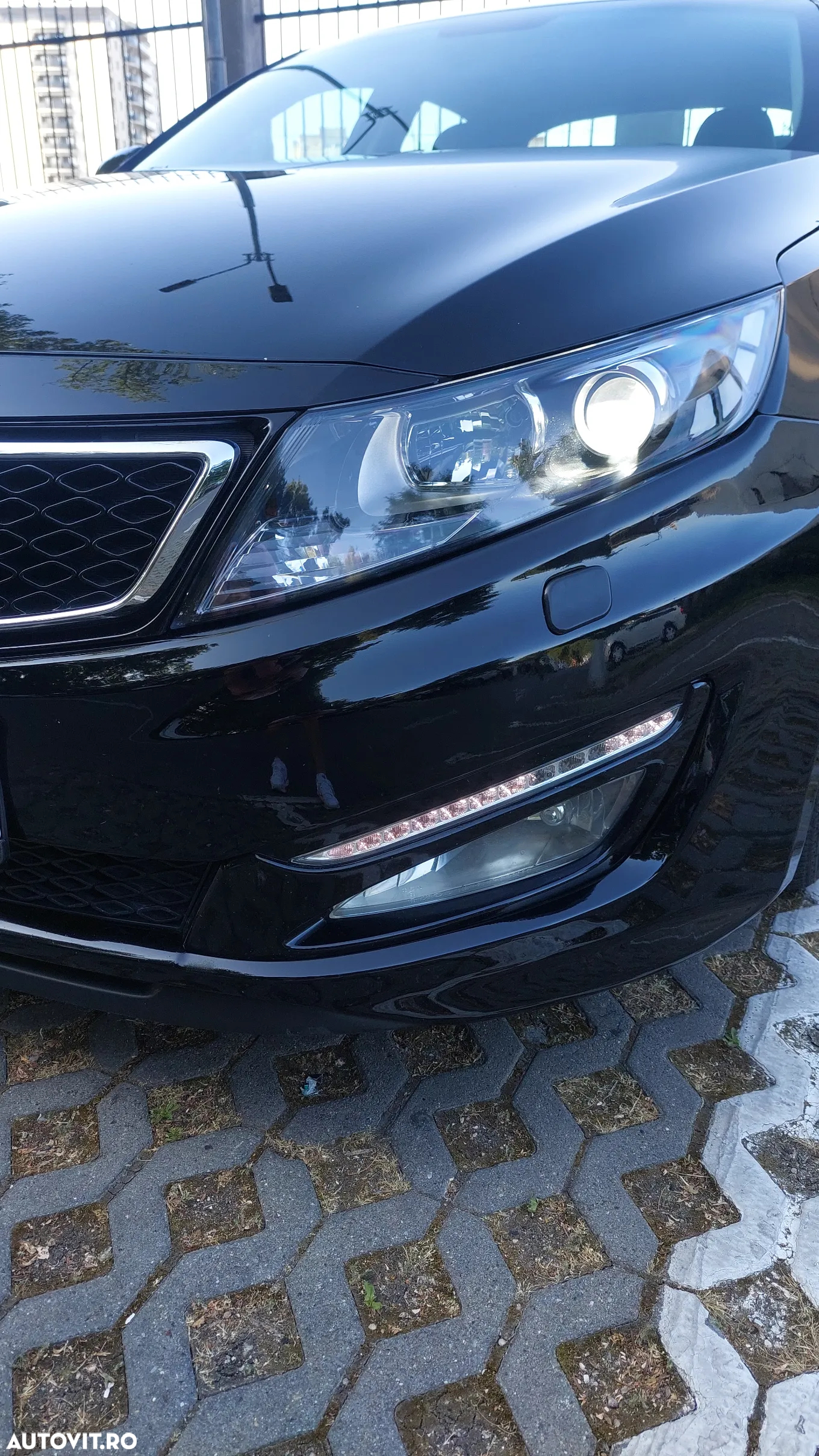 Kia Optima 2.0 CVVT Hybrid Attract - 25