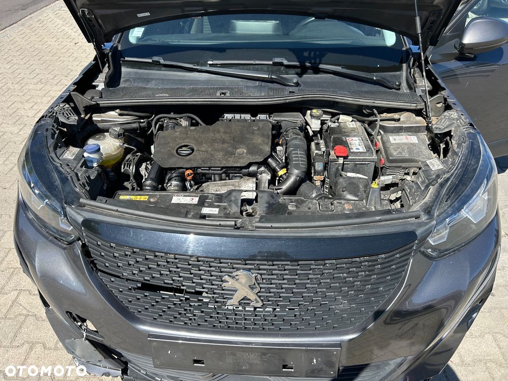 Peugeot 2008 - 8