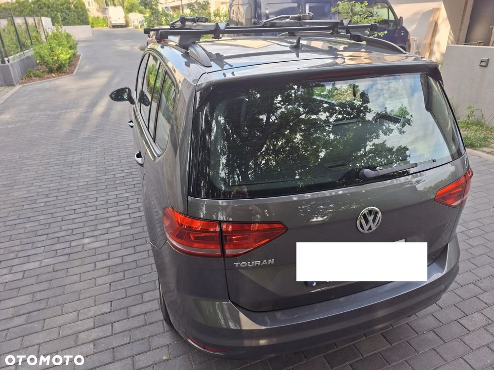 Volkswagen Touran 1.5 TSI EVO Active - 7