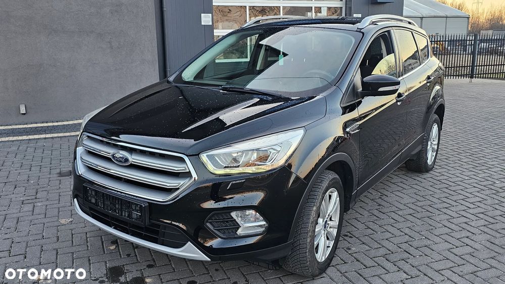 Ford Kuga - 1