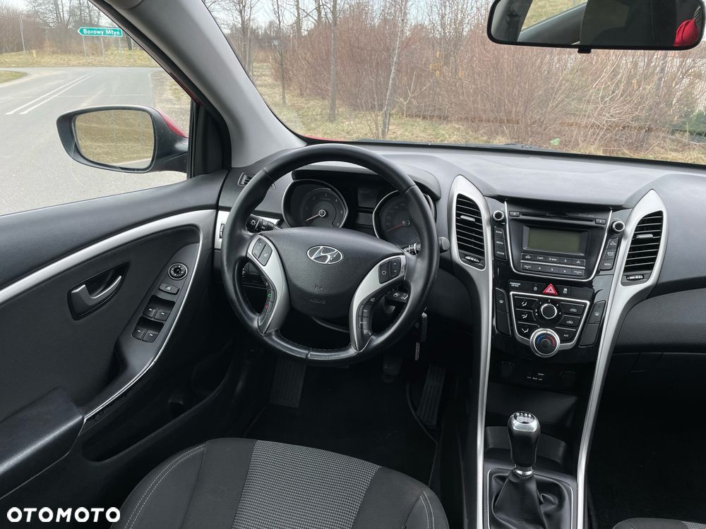 Hyundai i30 1.6 CRDi BlueDrive Classic - 14