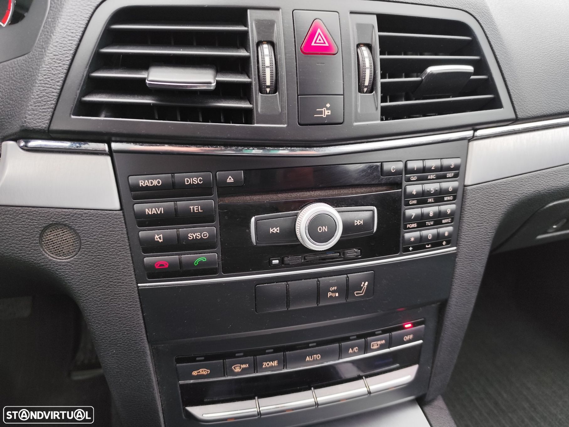 Mercedes-Benz E 220 CDi Avantgarde BlueEfficiency - 15