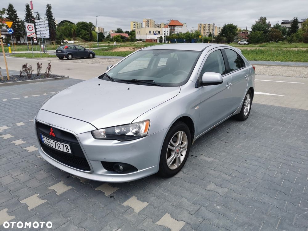 Mitsubishi Lancer - 1