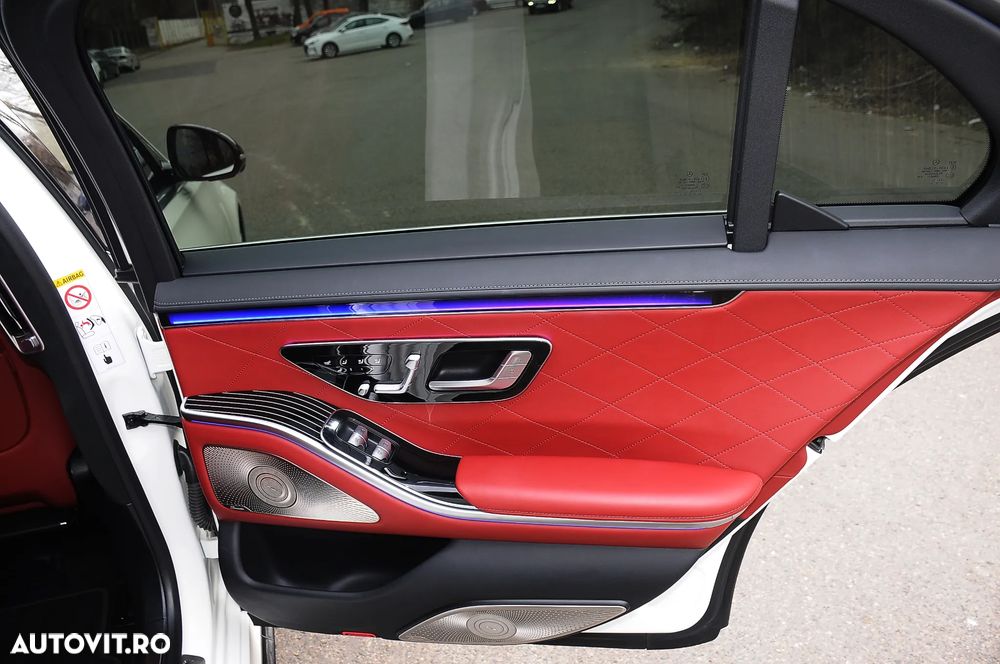 Mercedes-Benz S 500 4MATIC MHEV - 29