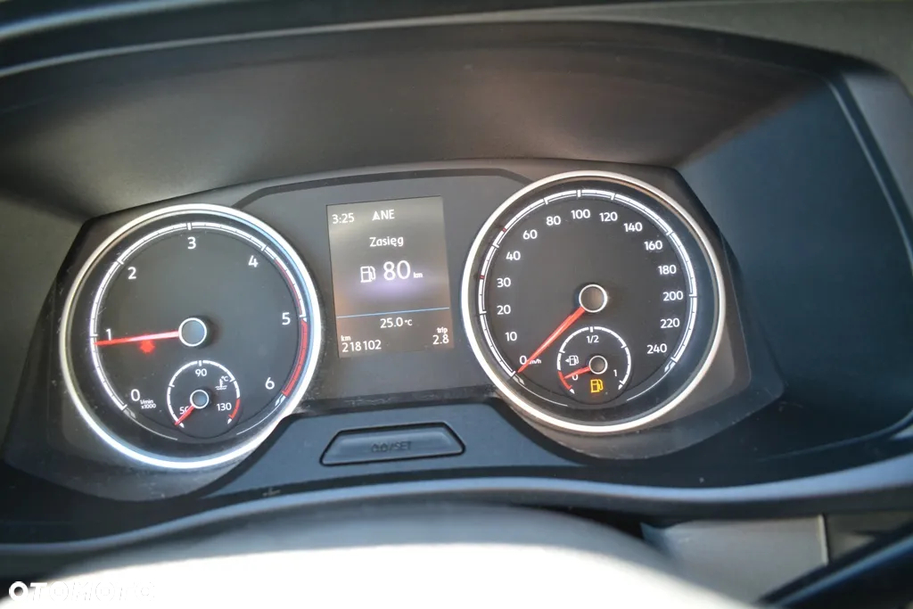 Volkswagen TRANSPORTER T6.1 IDEALNY - 27