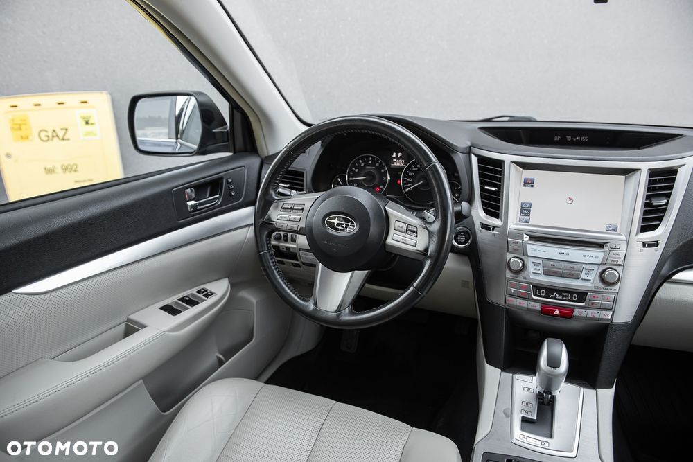 Subaru Outback 2.5i Comfort Navi AT - 18
