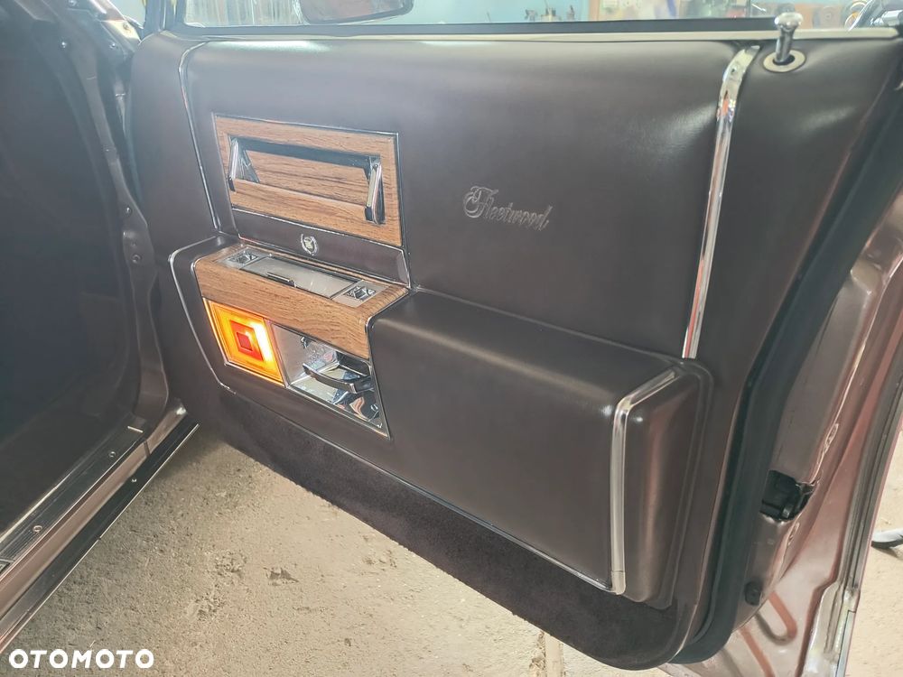 Cadillac Fleetwood - 5