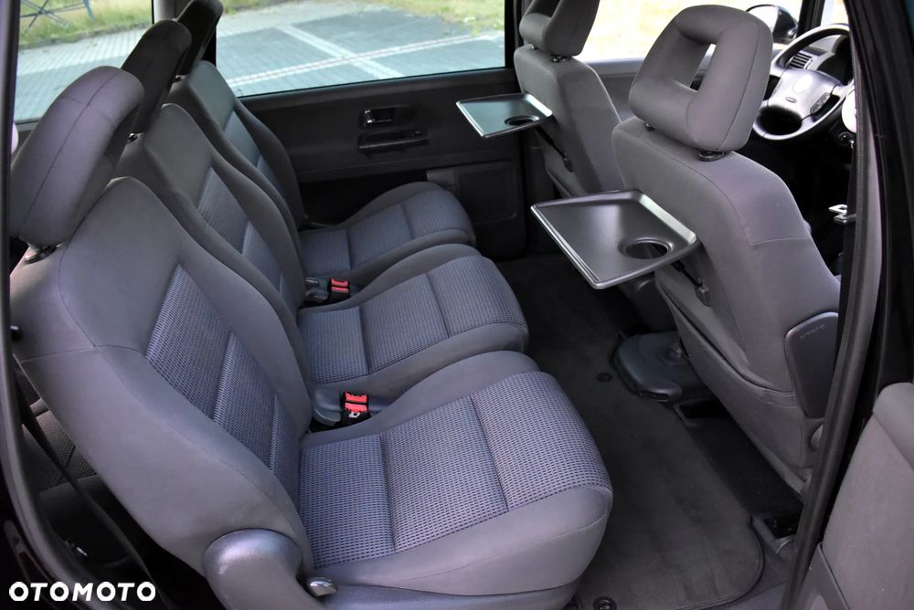 Volkswagen Sharan 1.9 TDI Comfortline - 24