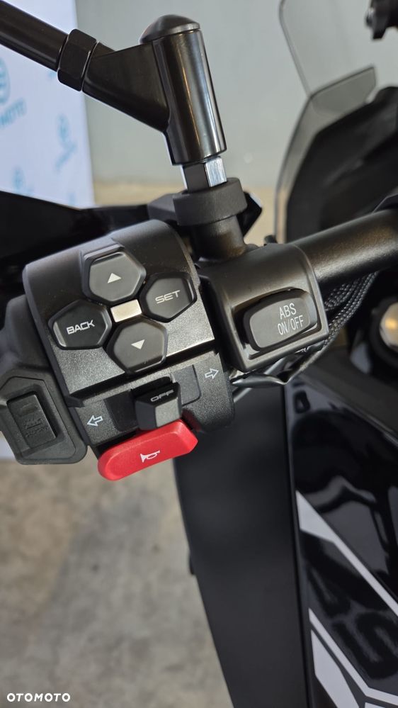 CFMoto 700MT - 13