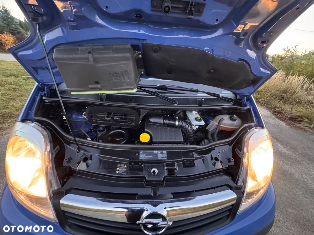 Opel Vivaro - 23