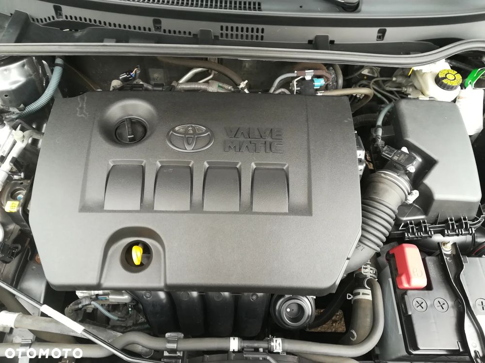 Toyota Corolla 1.6 Active EU6 - 12