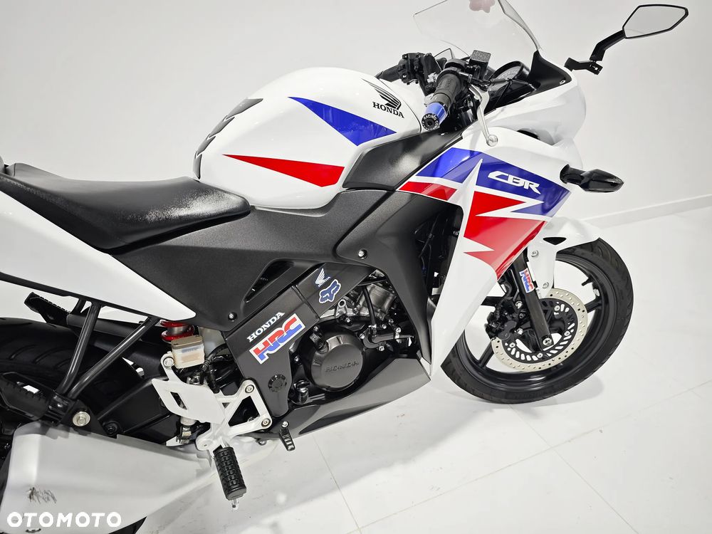 Honda CBR - 8