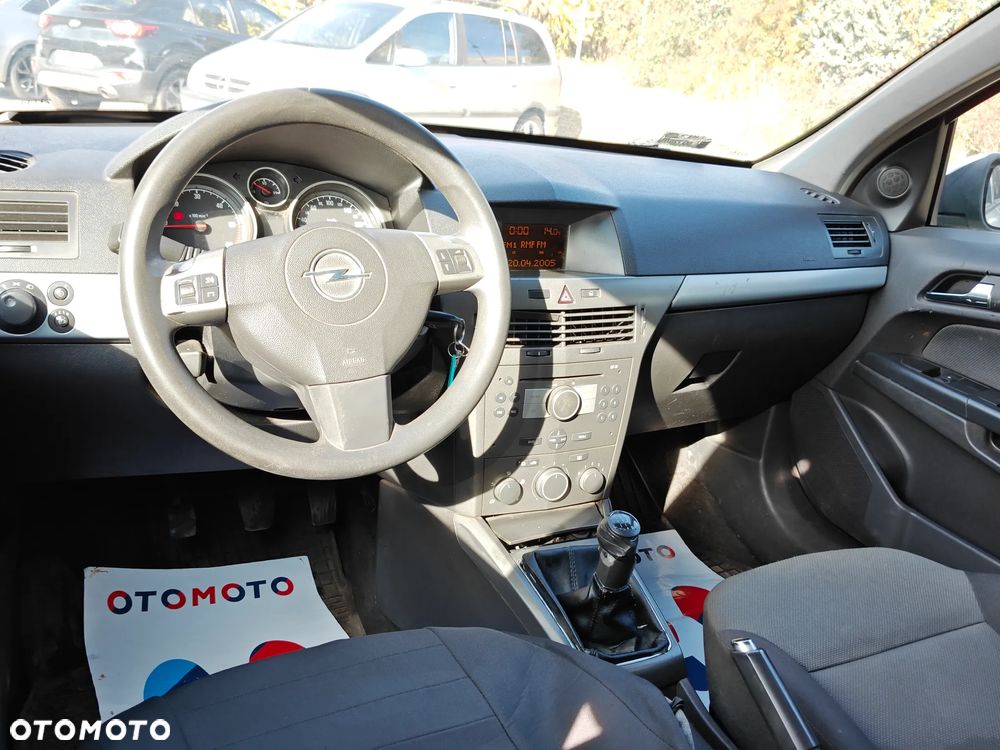 Opel Astra III 1.7 CDTI Cosmo - 18