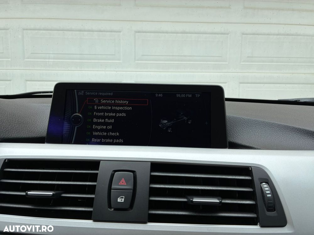 BMW Seria 3 320i Aut. - 16