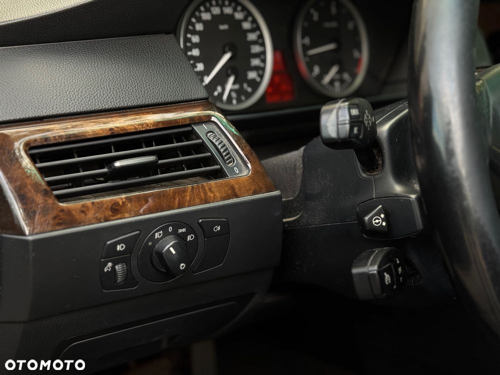 BMW Seria 5 - 11
