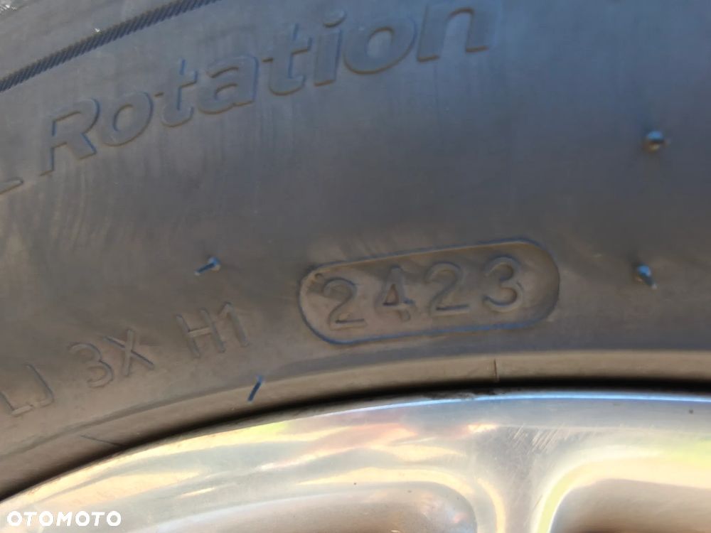 Ford Mustang 3.7 V6 Premium - 26