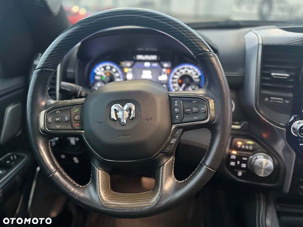 RAM 1500 - 25