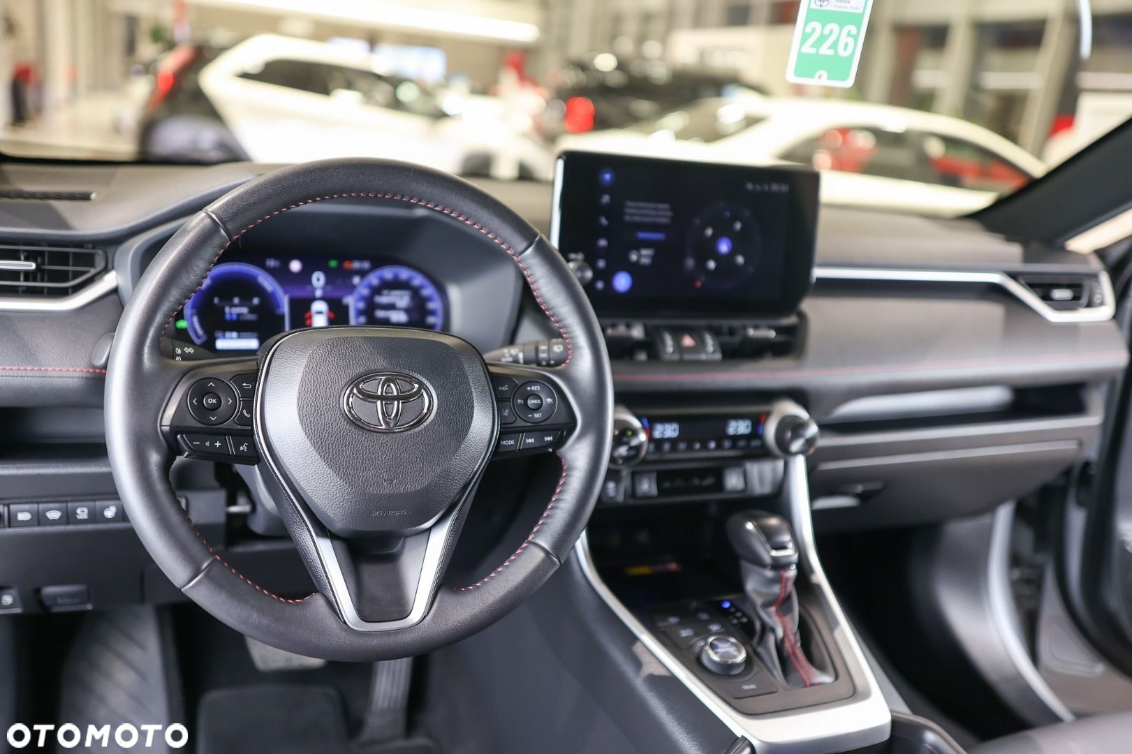 Toyota RAV4 - 32