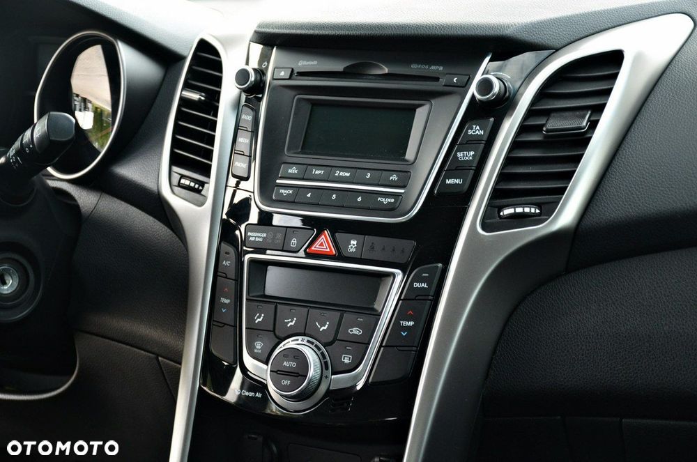 Hyundai i30 - 25