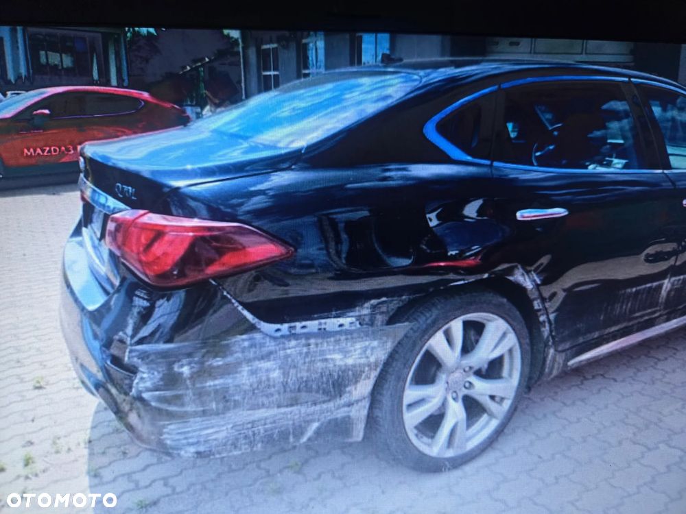 Infiniti Q70 3.7 Sport Tech EU6 - 8