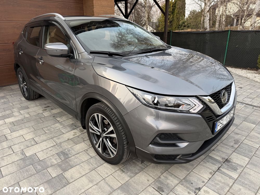Nissan Qashqai - 1