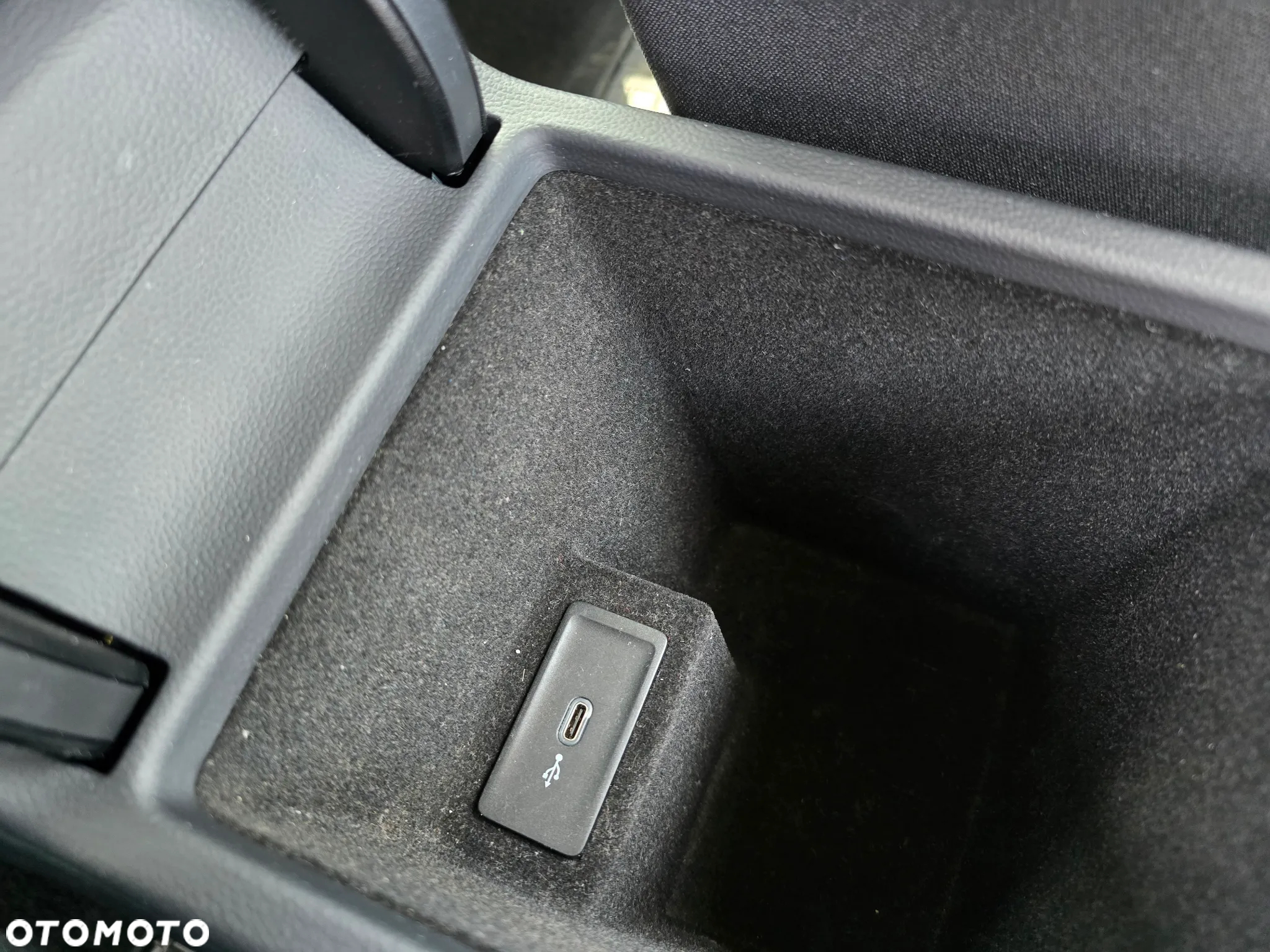 Volkswagen Passat 2.0 TDI EVO Business DSG - 20
