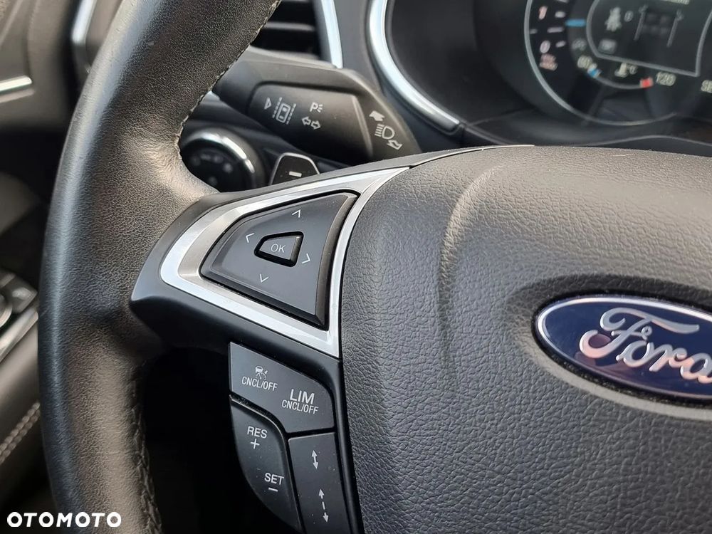 Ford S-Max - 28