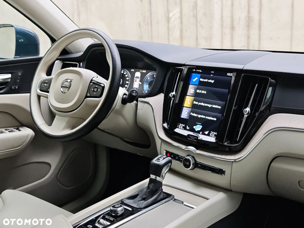 Volvo XC 60 D4 Inscription - 9
