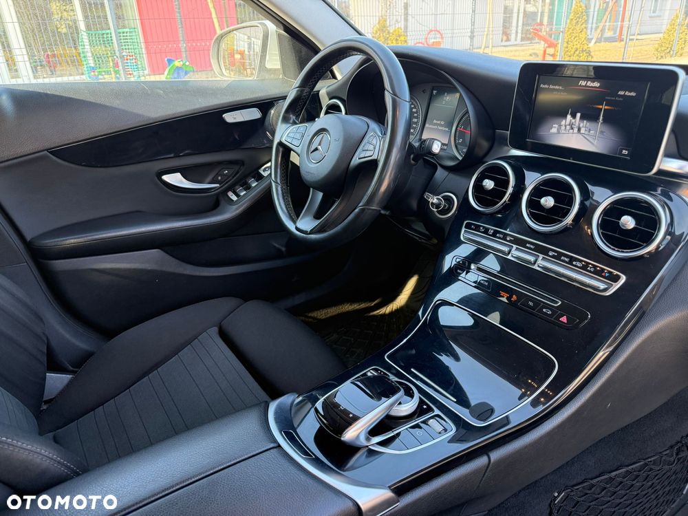 Mercedes-Benz Klasa C 200 (BlueTEC) d 7G-TRONIC Avantgarde - 7
