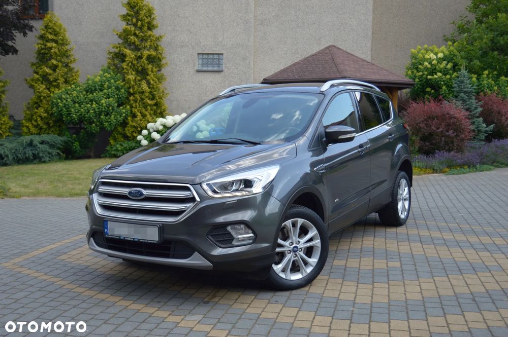 Ford Kuga 1.5 EcoBoost 4WD Titanium Plus - 1