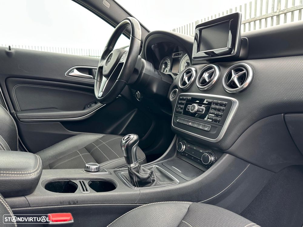 Mercedes-Benz A 180 CDI (BlueEFFICIENCY) Urban - 13