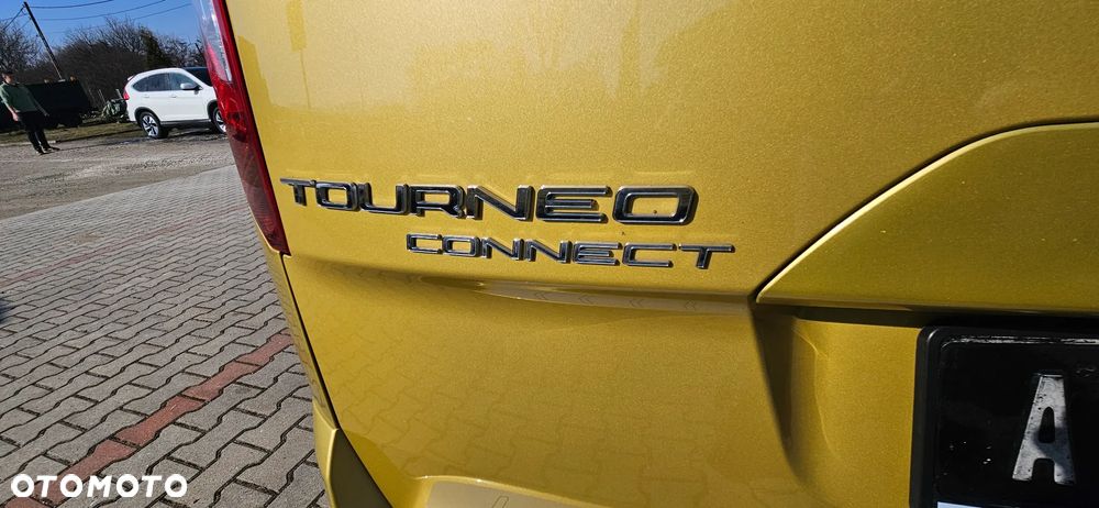 Ford Tourneo Connect Grand - 21