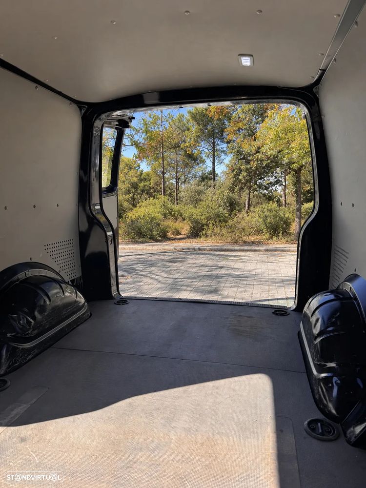 VW Transporter - 38