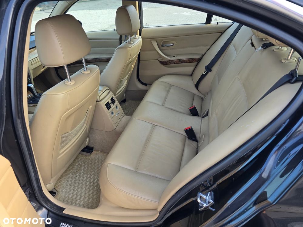 BMW Seria 3 - 15
