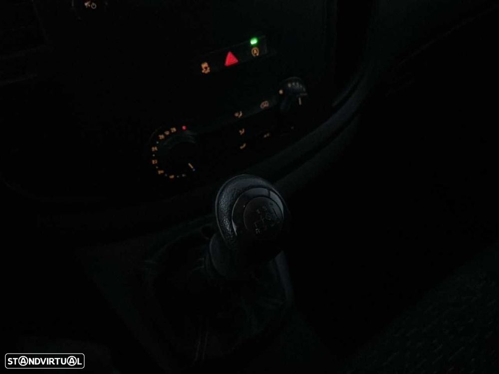 Mercedes-Benz Vito 114 CDi/32 - 13