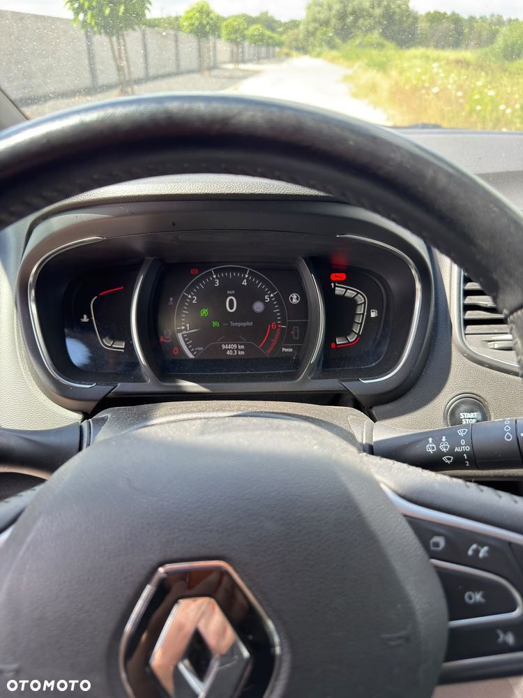 Renault Scenic - 10
