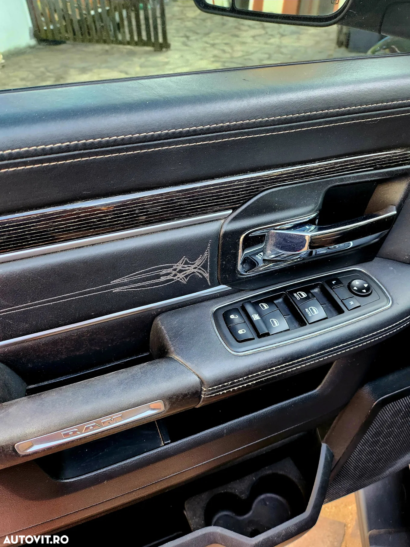 Dodge RAM - 23