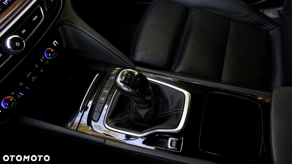 Opel Insignia - 21