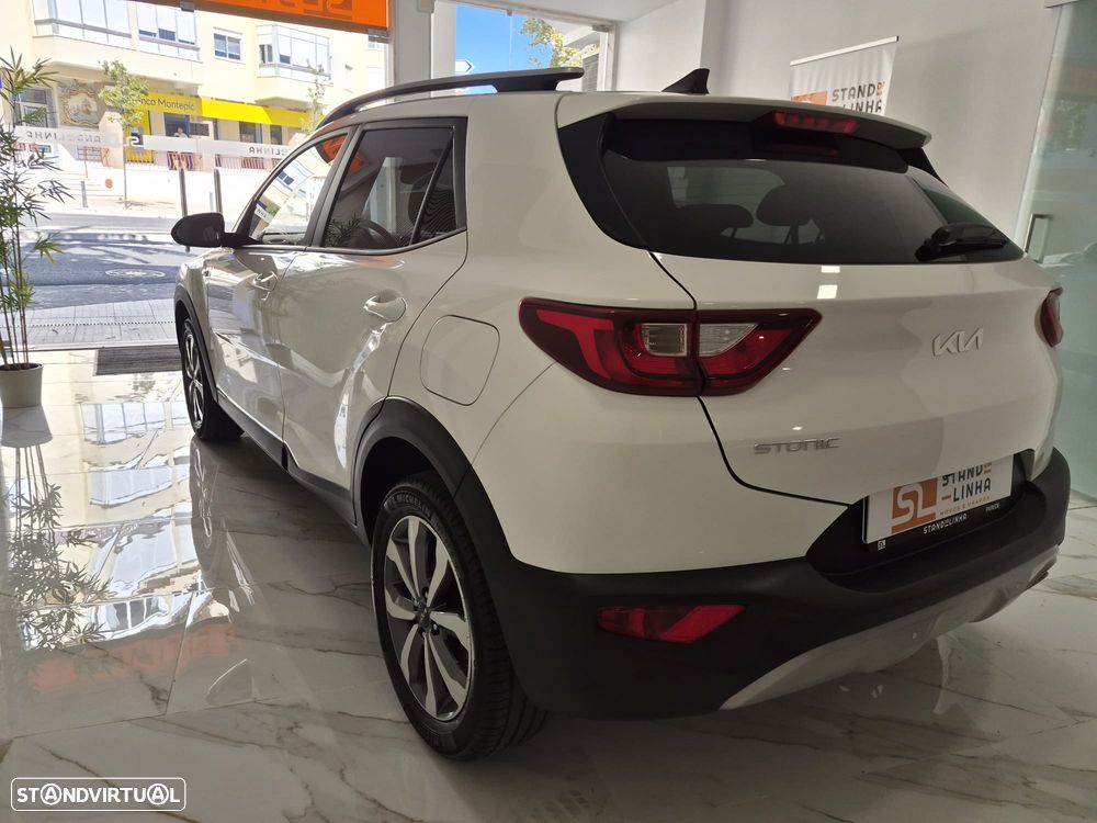 Kia Stonic 1.2 MPi Dynamic — fotografia 7