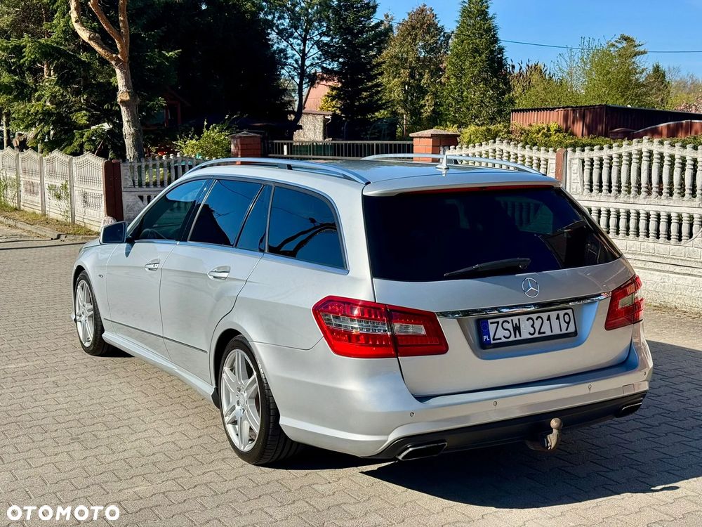 Mercedes-Benz Klasa E 350 CDI DPF BlueEFFICIENCY 7G-TRONIC Elegance - 5