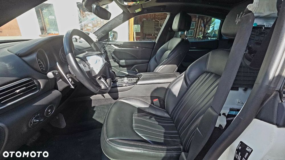 Maserati Levante Modena S - 8