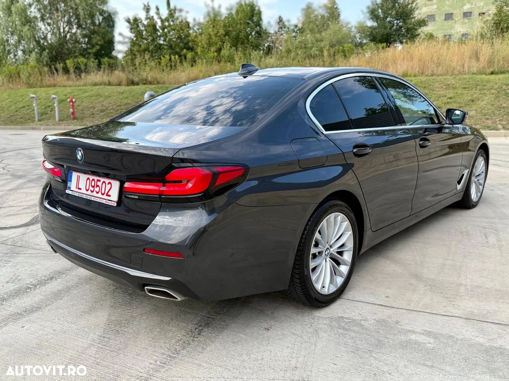 BMW Seria 5 520d Aut. Luxury Line - 3