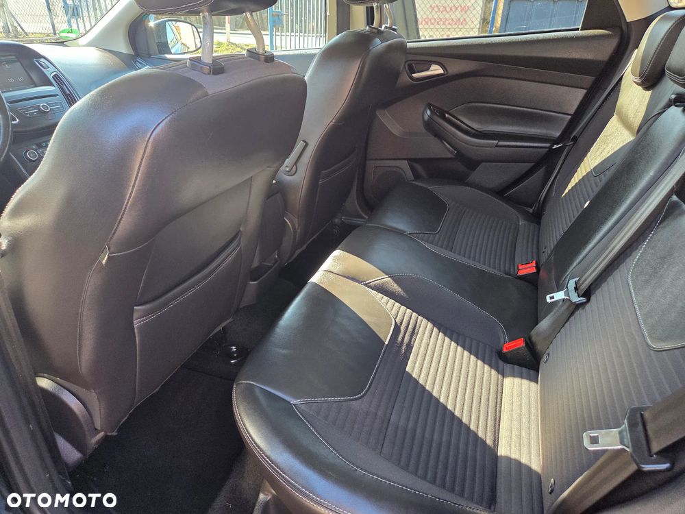 Ford Focus 1.0 EcoBoost Titanium ASS - 16