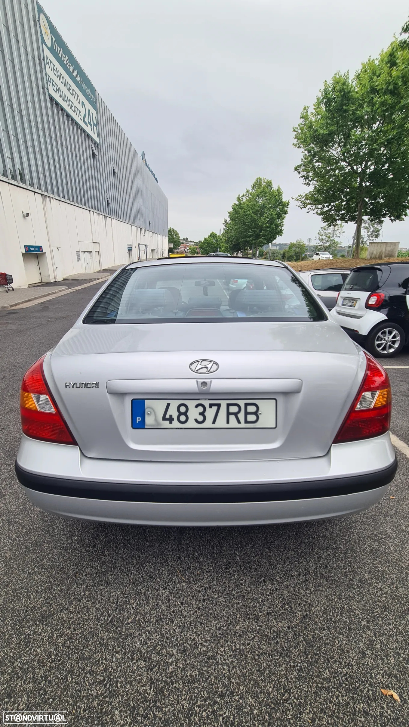 Hyundai Elantra 2.0 GLS Plus - 7