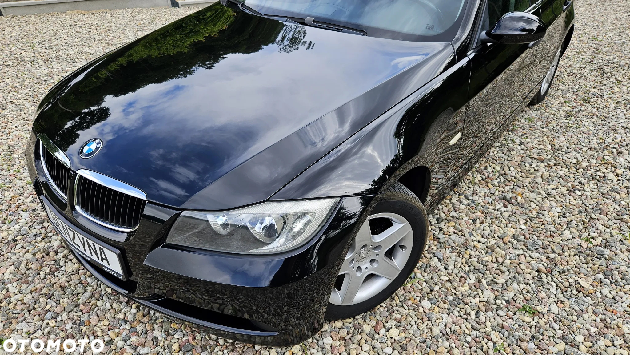 BMW Seria 3 318i Touring - 14
