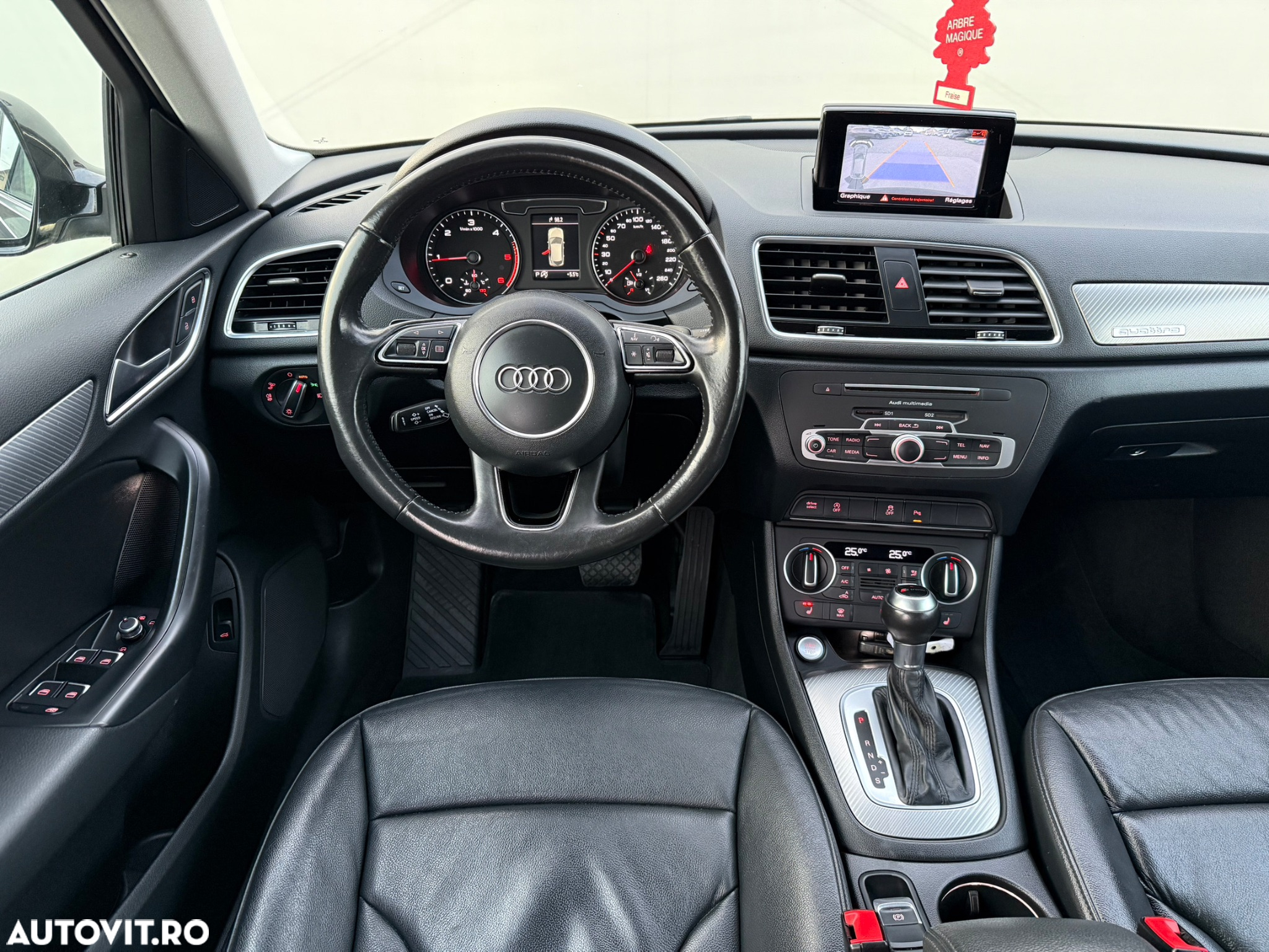 Audi Q3 2.0 TDI Quattro Stronic Design - 7