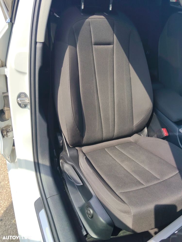 Audi A4 35 TDI S tronic - 14